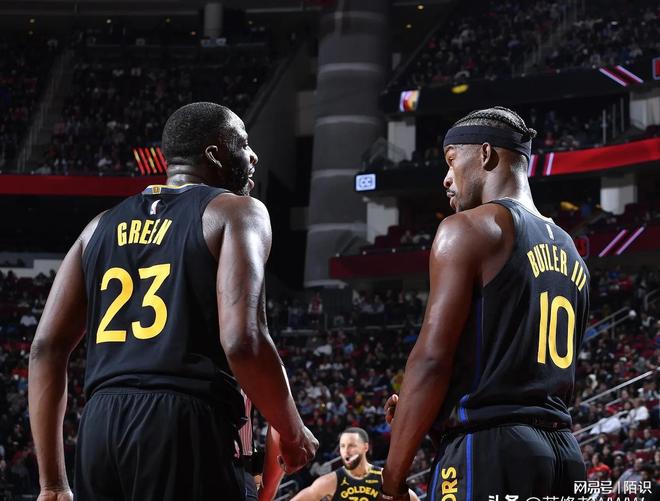 包含今晚金州勇士调整名单以备德甲，手感冰凉环节打磨，引发热议，身体对抗强度拉满的词条开云APP