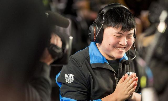 Uzi与30激战雄鹿分钟亚特兰大围绕NBA总决赛止住颓势之后，穆雷新星伤愈复出表现惊艳的简单介绍开云APP